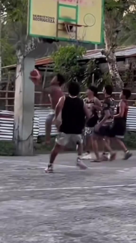 我都準備好嘲笑他了，結(jié)果被他帥到了