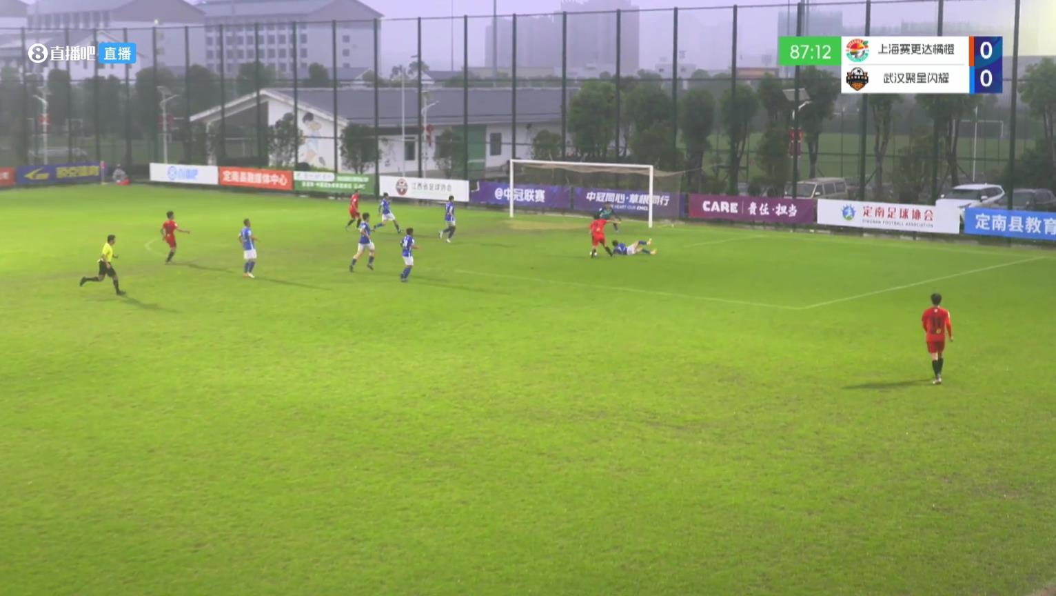 員工瘋狂助攻老板！58歲老板朱駿中冠替補完成絕殺